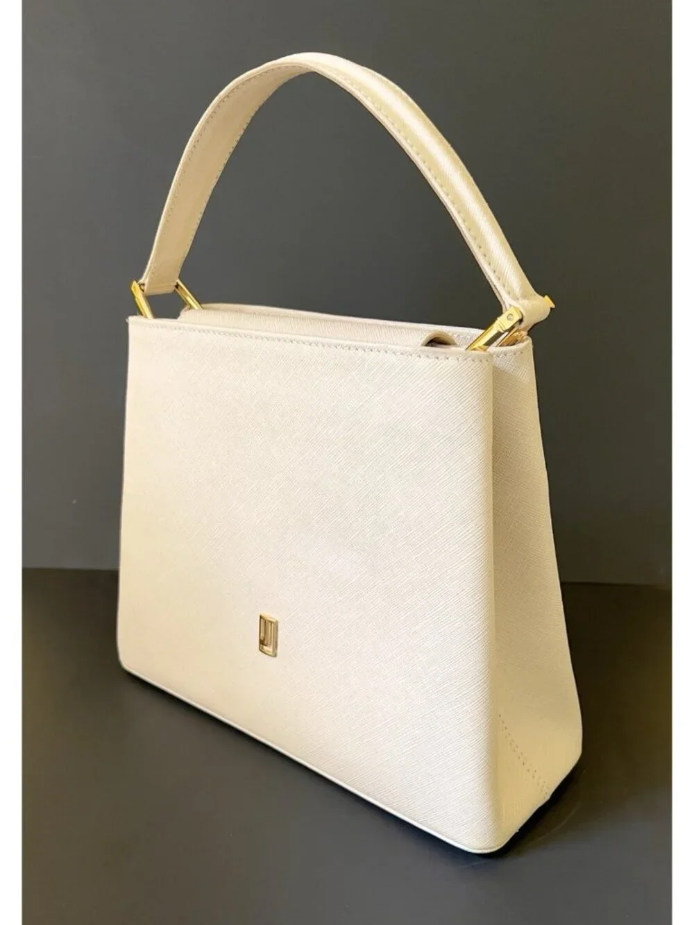 Jafferjees Willow Top Handle Bag Off White Cream Vertical Grain Leather Luxury